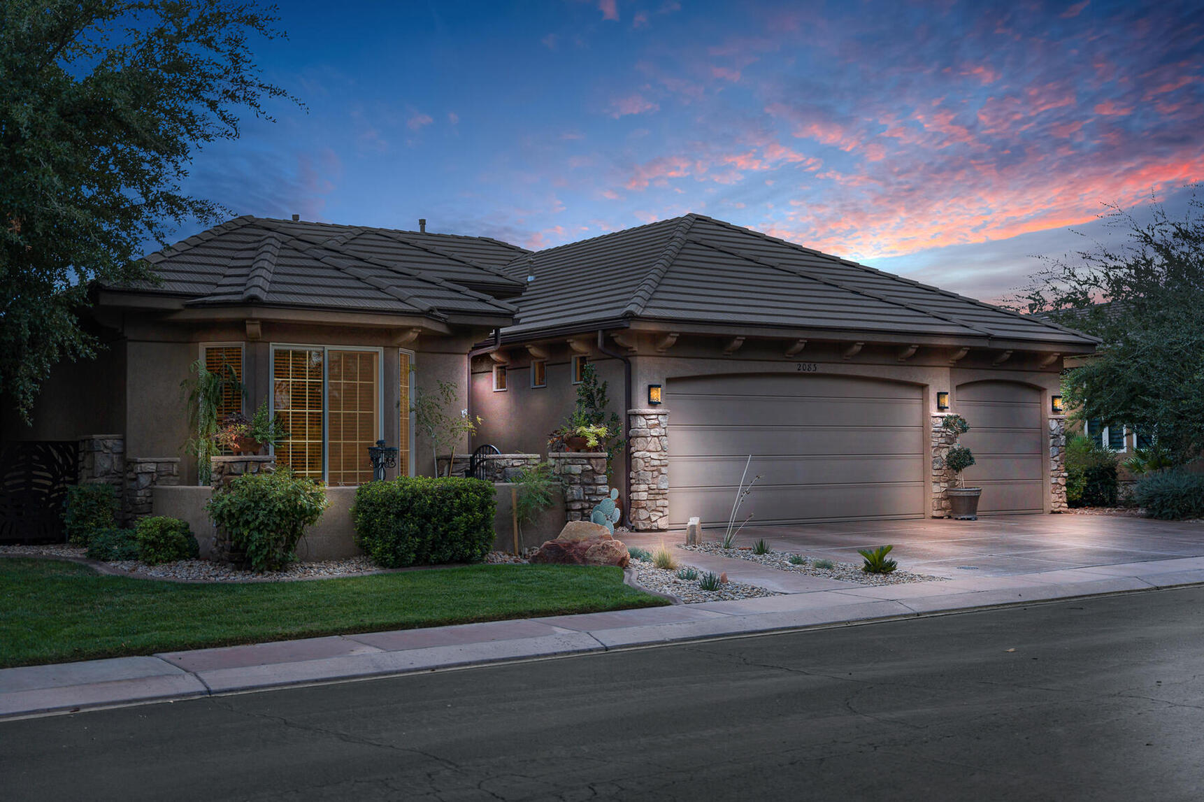 Real Estate Twilight Photo